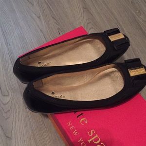 Beautiful kate spade ballet flat.
